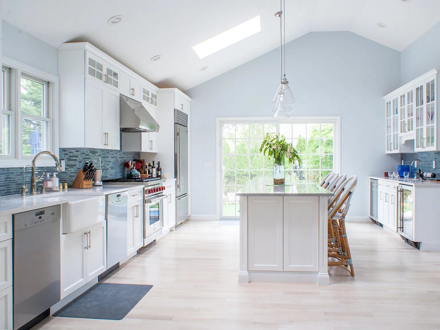Beautiful Southampton Village Home — Photo 3