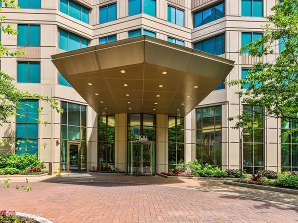 400 N Lasalle St #2705, Chicago, IL 60614