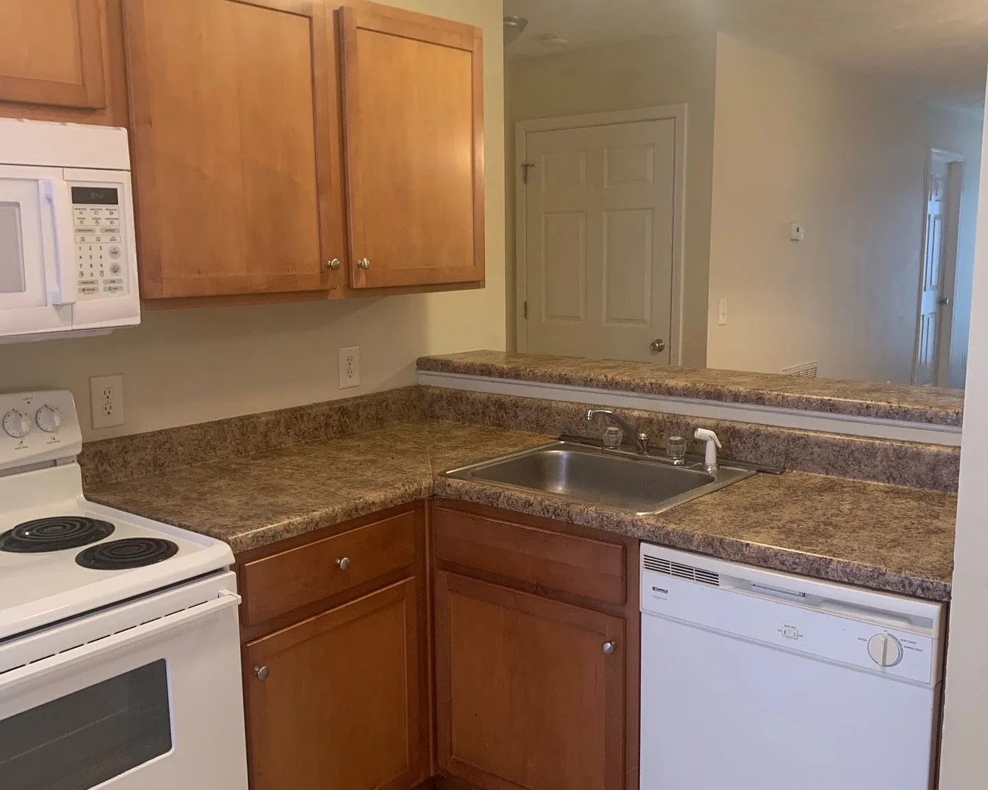 3210-C Sperry Branch Way — Photo 2