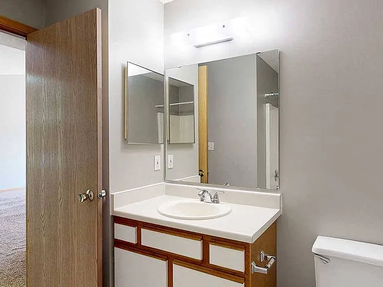 Northbrook Apartments — Photo 306
