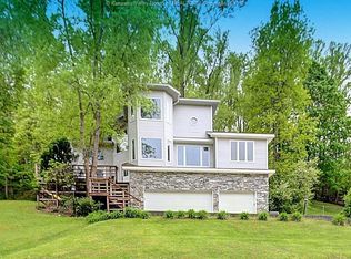 84 Bramblewood Dr, Hurricane, WV 25526