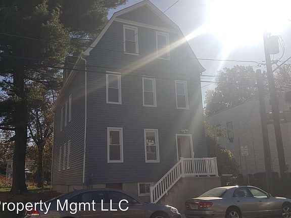 2nd image of 88-90 Schley St #1L
