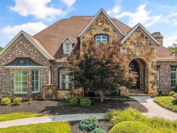 2nd image of 12233 Springside Ln