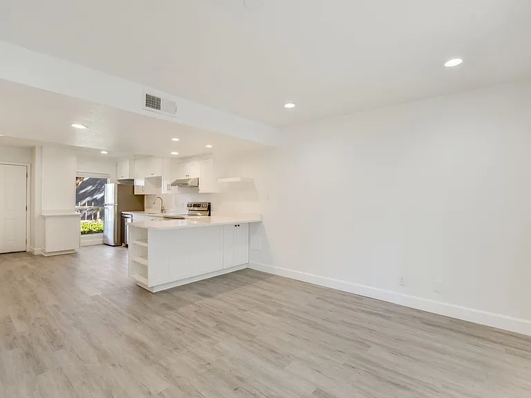 3816 Southway Dr — Photo 4