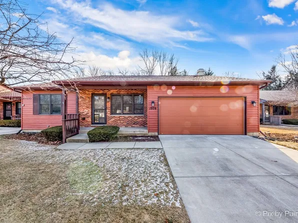 1976 Sandy Creek Dr Unit 1976, Elgin, IL 60123