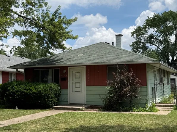 15325 Dorchester Ave, Dolton, IL 60419