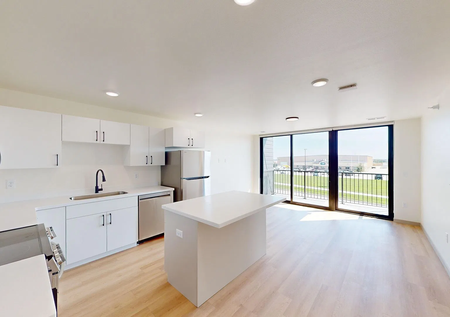 Jefferson Reserve Apartments — Photo 4