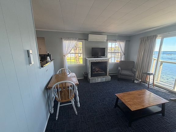 5th image of 22 Harris Island Rd #107
