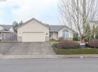 3367 Parker Ln, Springfield, OR 97477