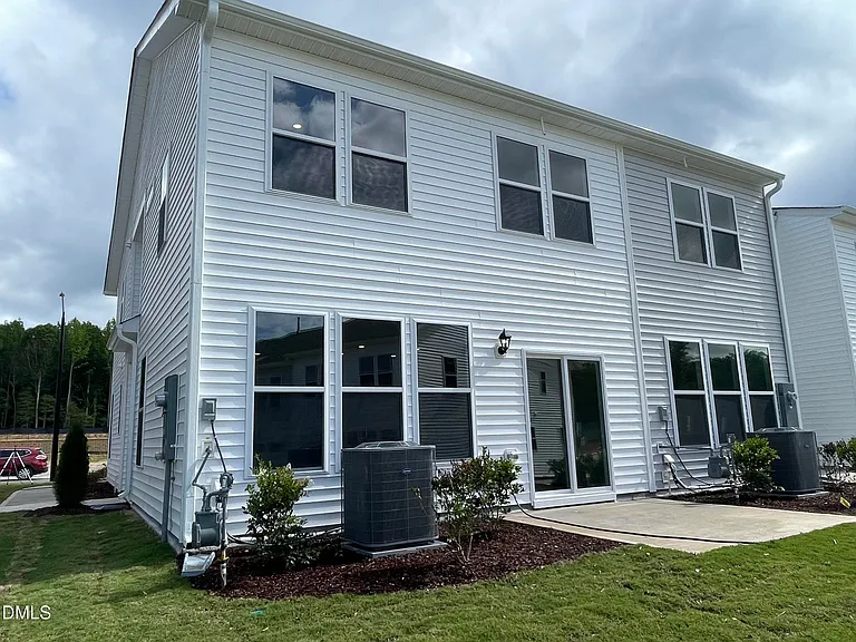 7424 Bourbon Briar Dr — Photo 15