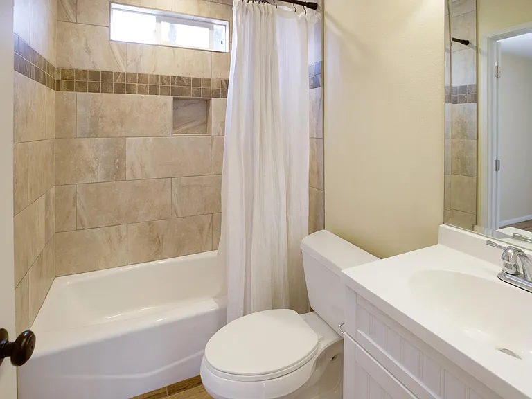2380 Bryson Pl — Photo 10