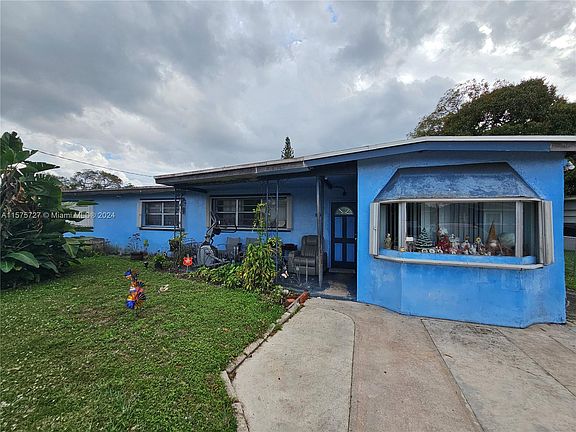 2nd image of 3260 NW 4th St