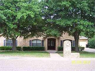 2nd image of 110 Twelve Oaks Dr