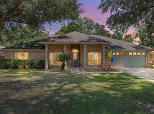 2316 Majestic Dr, Pensacola, FL 32534