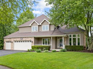 207 Quark Ct, Batavia, IL 60510