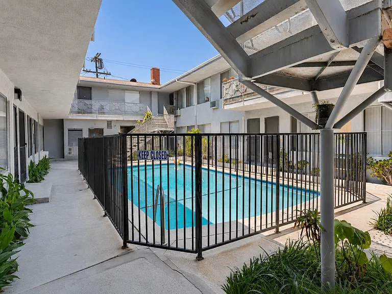 3525 Jasmine Ave — Photo 10