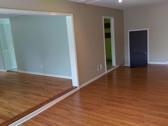 Living Room/Family Room Open Concept