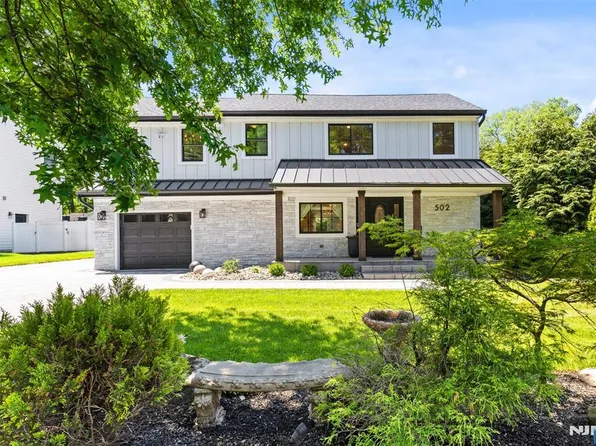 502 Closter Dock Rd, Closter, NJ 07624