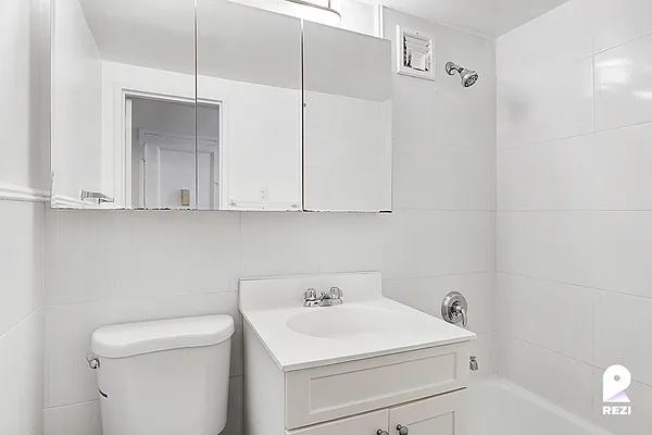 Rented by Compass | media 14