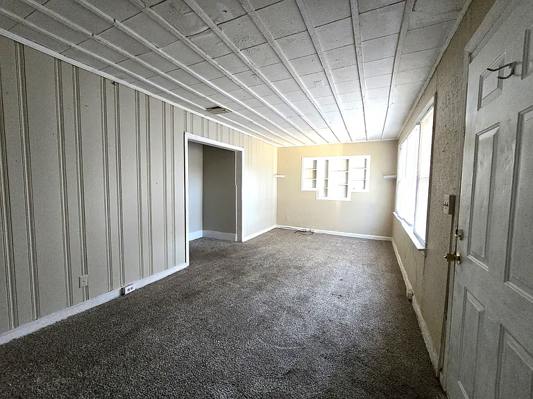 3943 Blossfield Ave — Photo 3