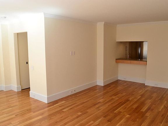 3rd image of 60 W 57th St APT 2N