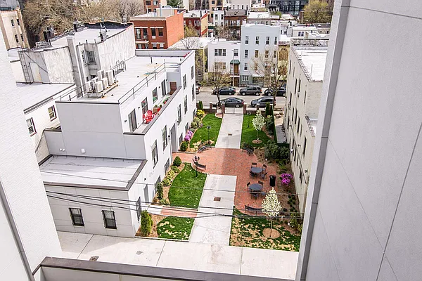 Rented by Nooklyn NYC LLC | media 55