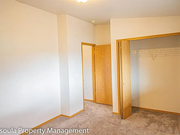 McDonald Ave Apts. — Photo 18