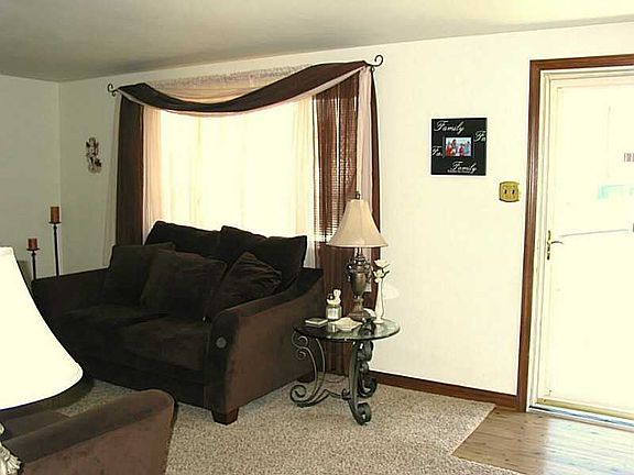2nd image of 1528 Washington Ave