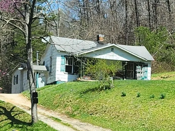 401 Clay Holw, Rush, KY 41168