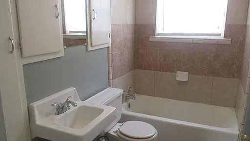 955 Ada — Photo 3