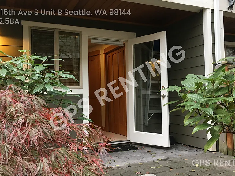 2109 15th Ave S #B — Photo 1