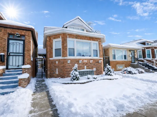 8734 S Honore St, Chicago, IL 60620