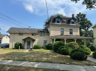 194 Krone Pl, Hackensack, NJ 07601