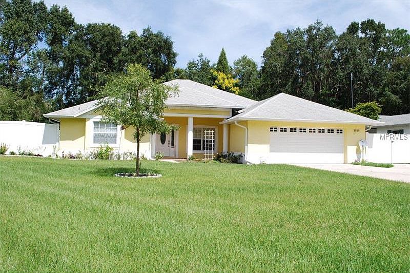 1st image of 3939 Magnolia Dr