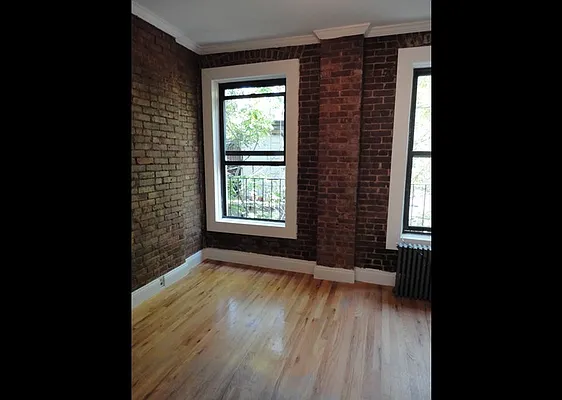 Rented by Stone Street Properties | media 34