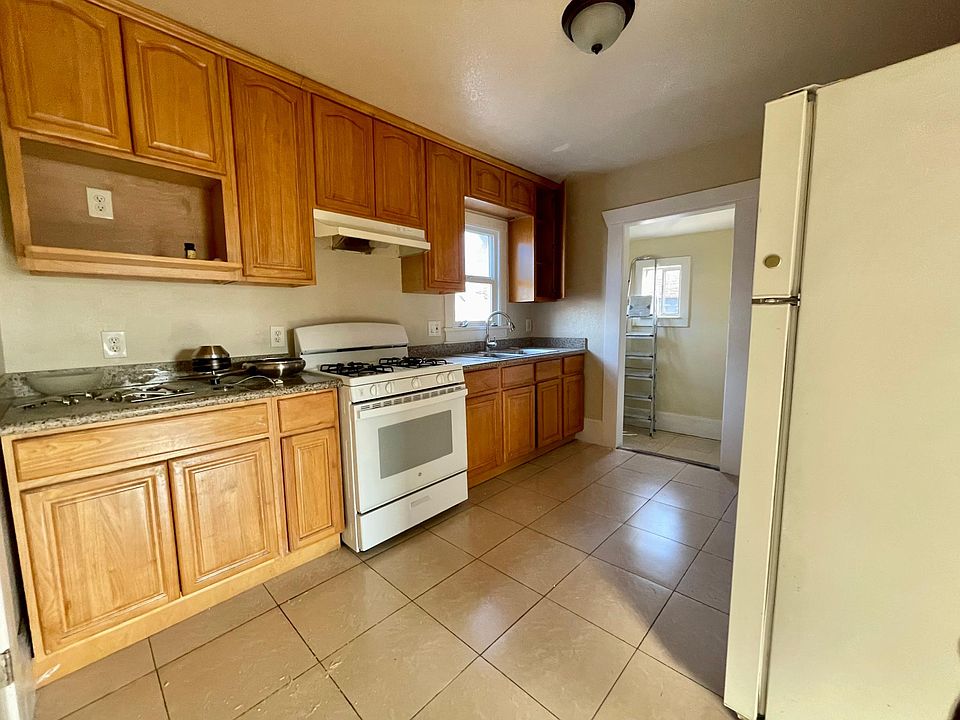 Kitchen left side