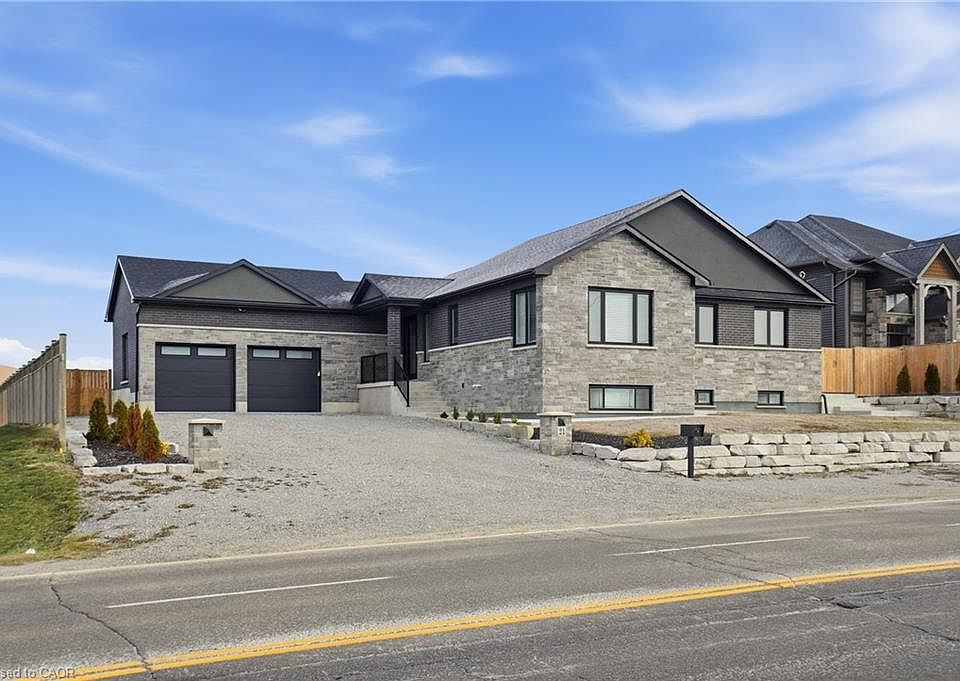 1st image of 21 Haldimand Rd #66