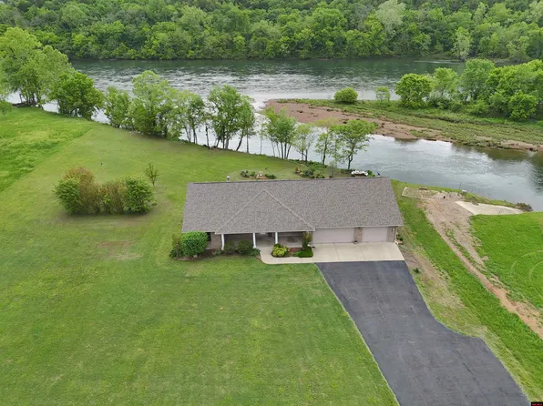224 Pearl Dr, Flippin, AR 72634