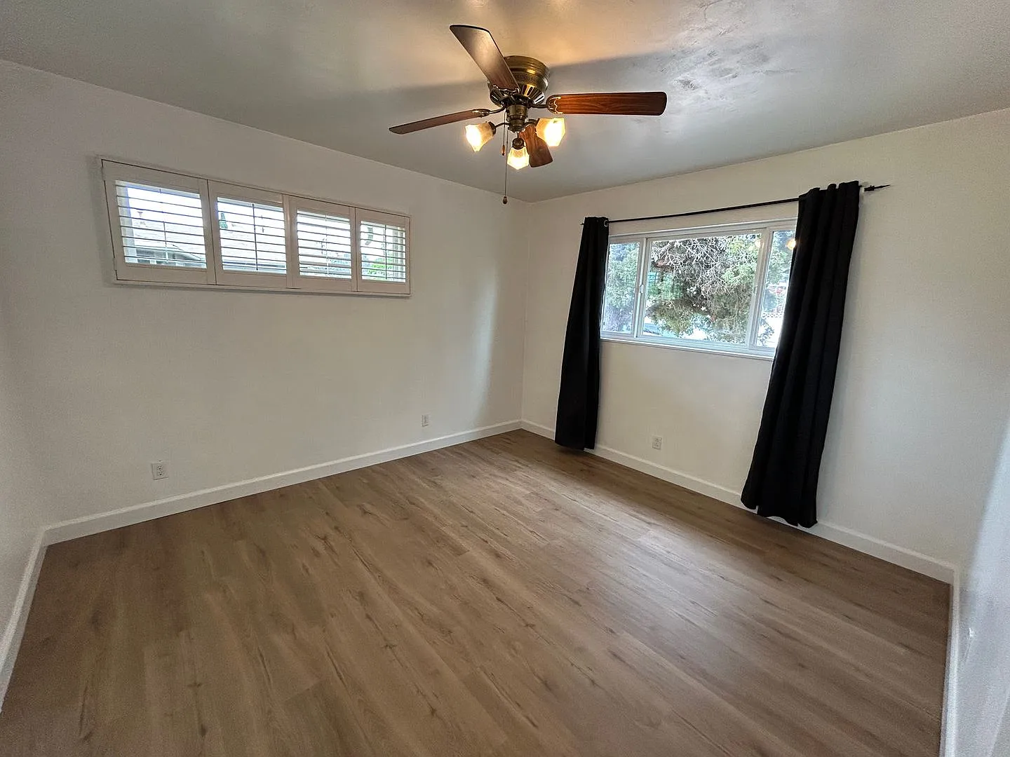 5 Bedroom, 3 Bath in College Area!! — Photo 4