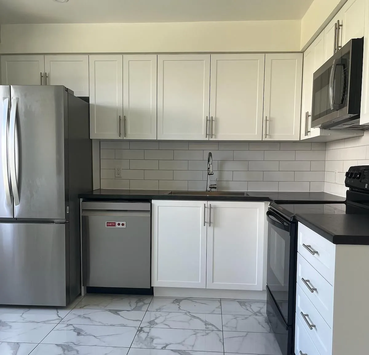 3 bed, $2,300 — Photo 1
