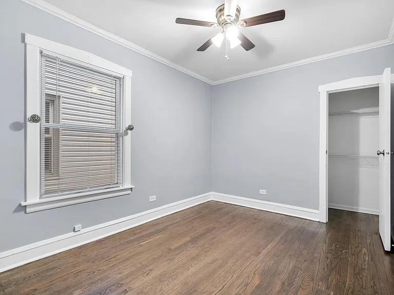 5620 N Marmora Ave #1 — Photo 2