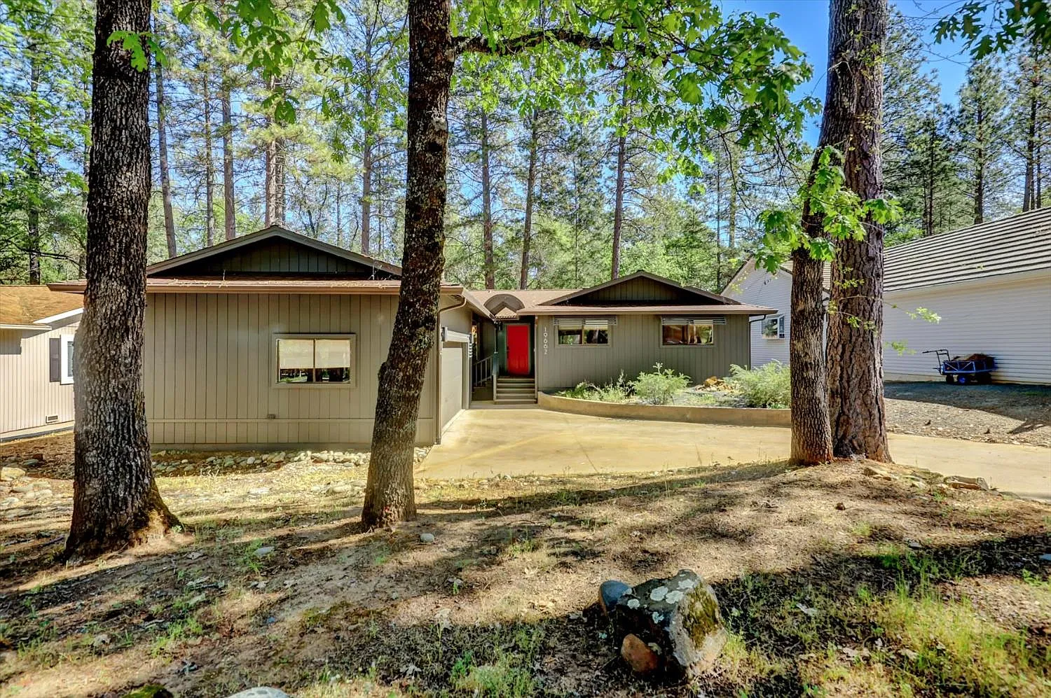 19662 Chaparral Cir photo 1