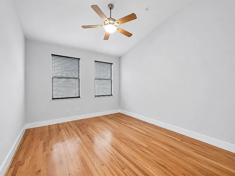 1043 Bonner St #1043 — Photo 7