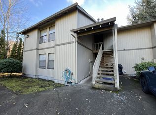4634 SW Vermont St APT 1, Portland, OR 97219