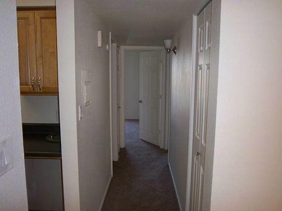 3rd image of 1224 E Evergreen St APT 232