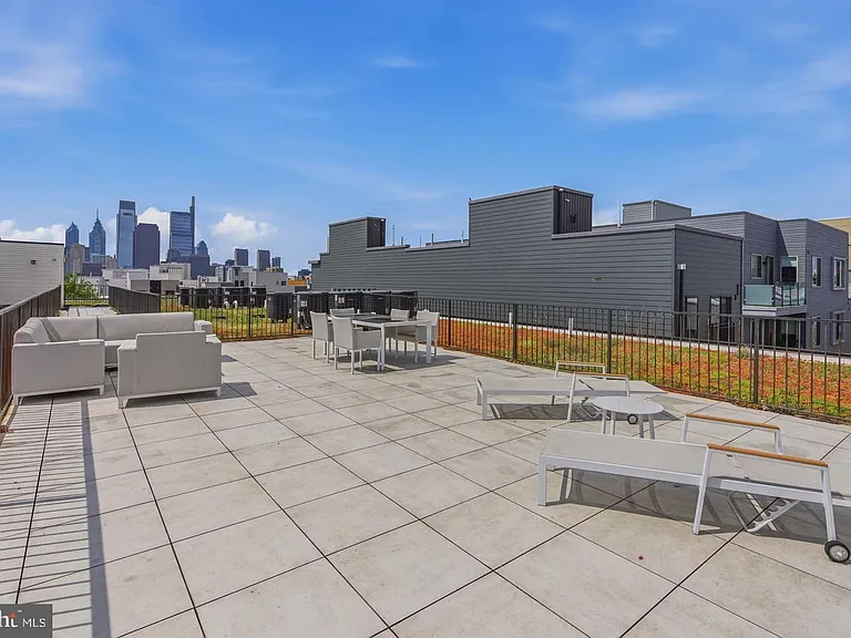 1612 Cambridge St #407 — Photo 12