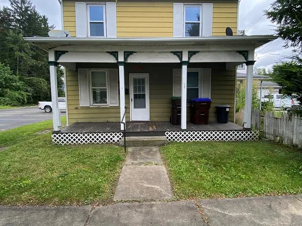 1026 Buffalo St, Franklin, PA 16323