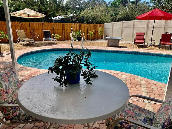 2nd image of 7707 9th Avenue Dr NW