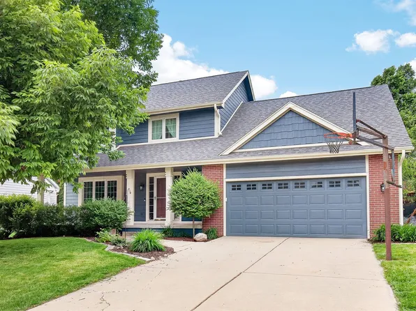 158 56th Pl, West Des Moines, IA 50266