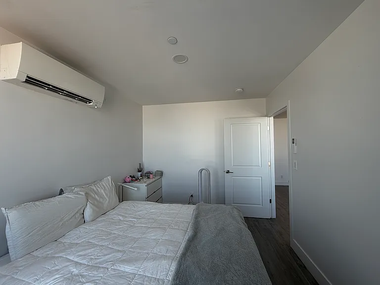 1399 Myrtle Ave #7B — Photo 7